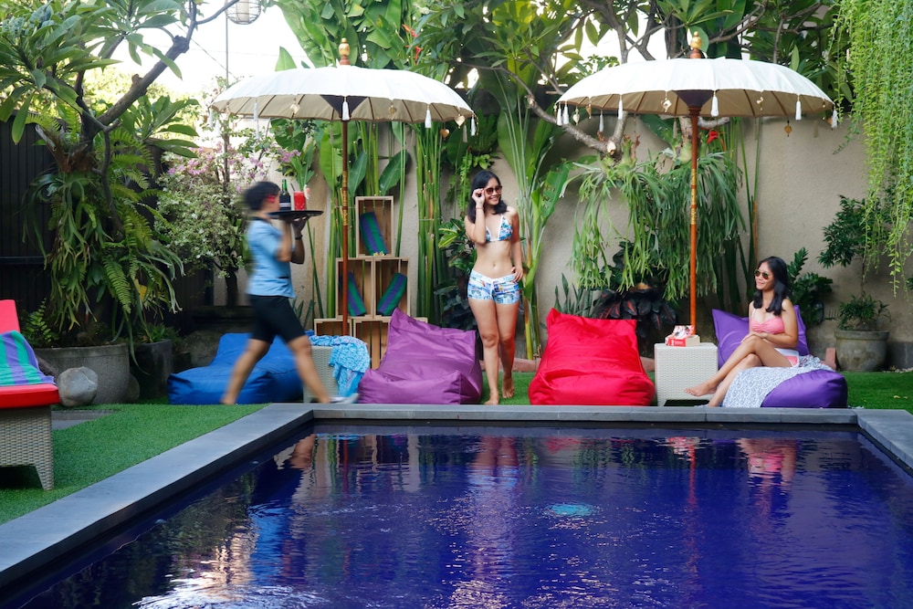 Vansari Hotel 24/27