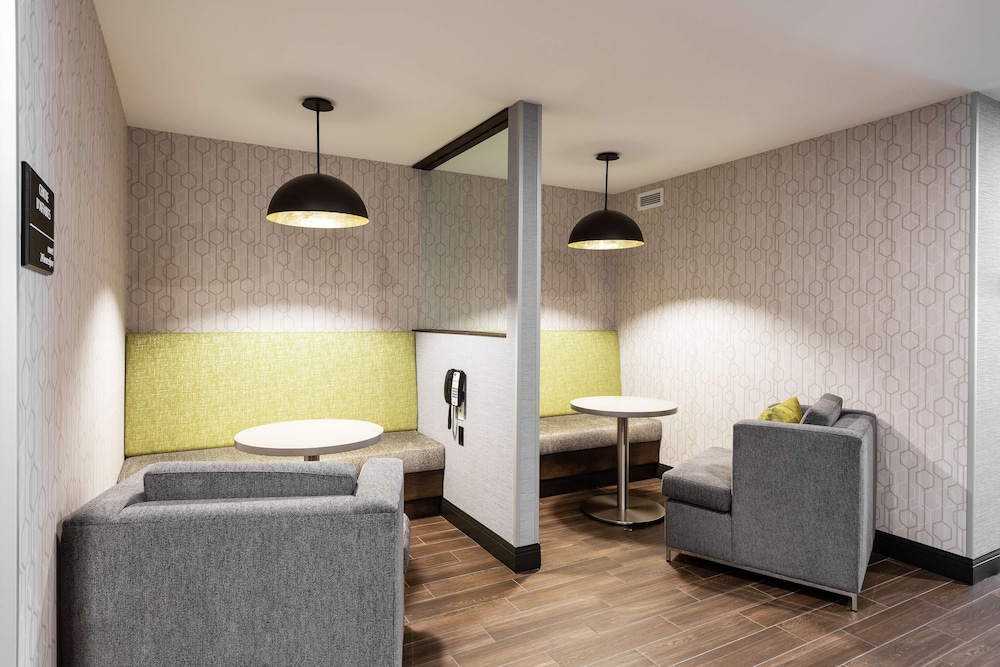 Hampton Inn Suites By Hilton Beauport Quebec 20/48