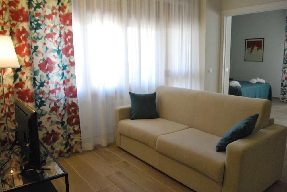Marbela Residence 56/84