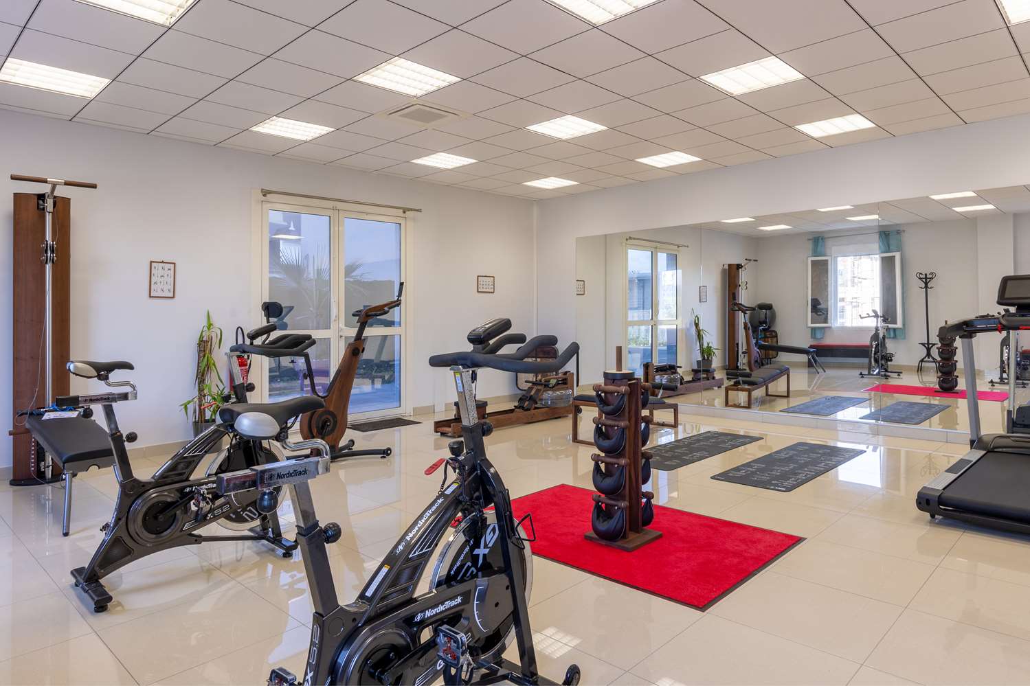 Best Western Hotel & SPA Pau Lescar Aeroport 7/12