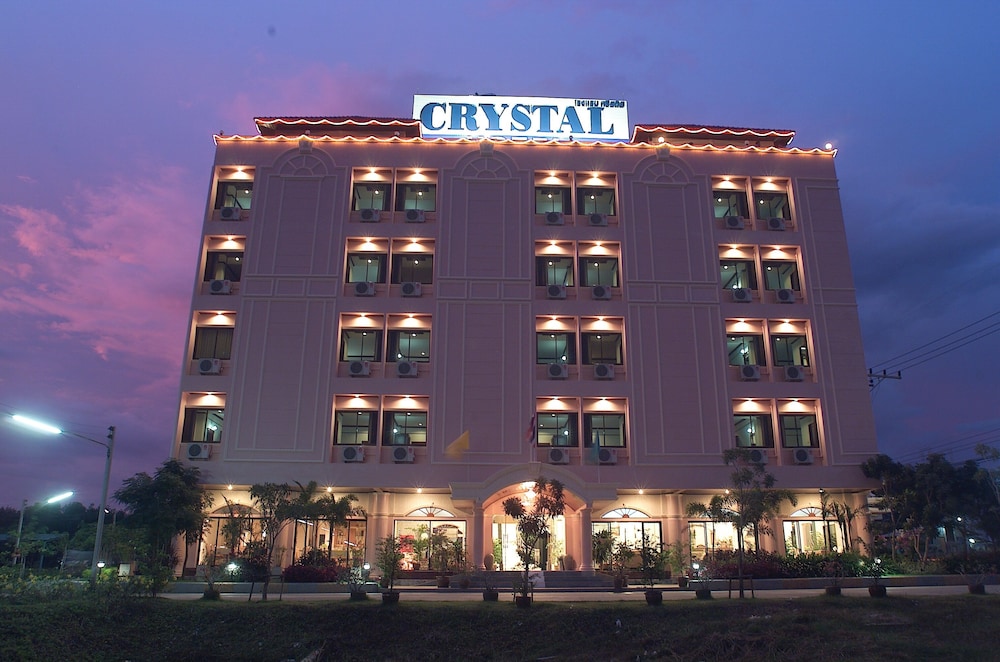 Crystal Hotel 1/46