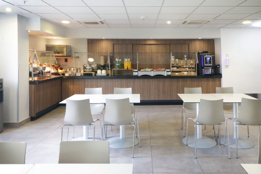 City Express by Marriott Tijuana Insurgentes 36/50