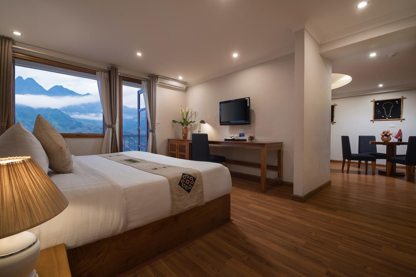 Hotel De Sapa 6/24