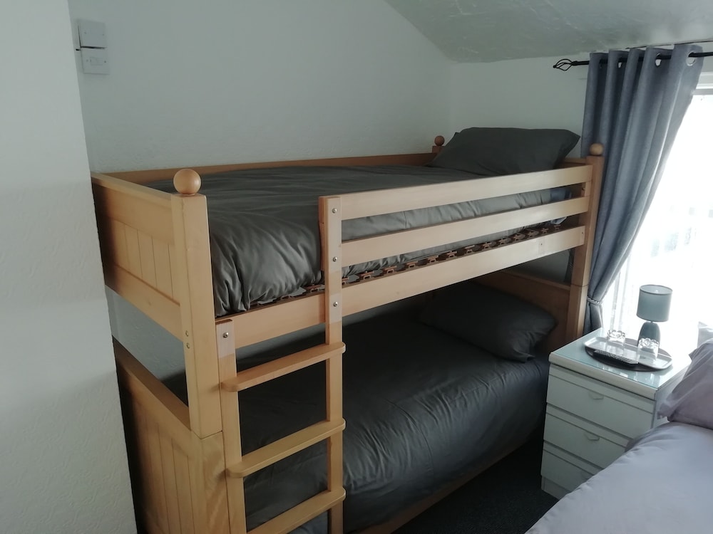 Trianon Guest House 23/30