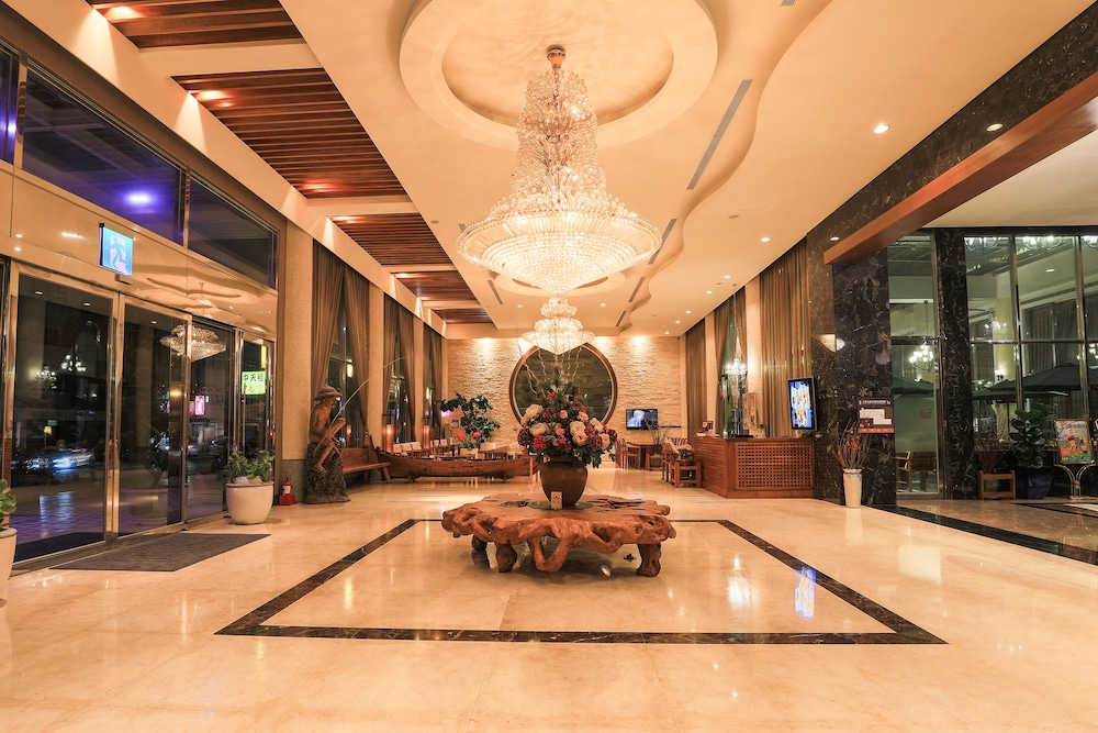 Yentai Hotel 37/41