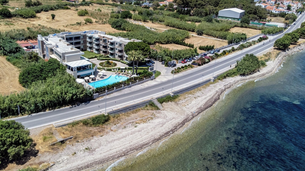 Elysion Hotel 36/43