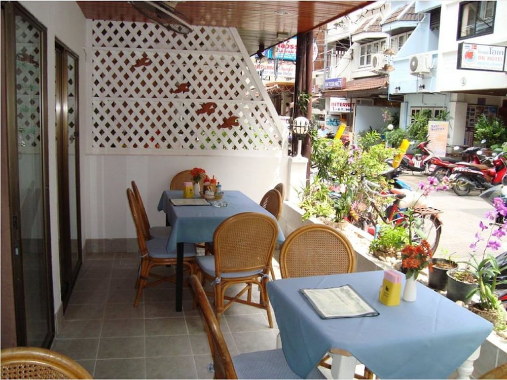 A&B Hotel 36/48