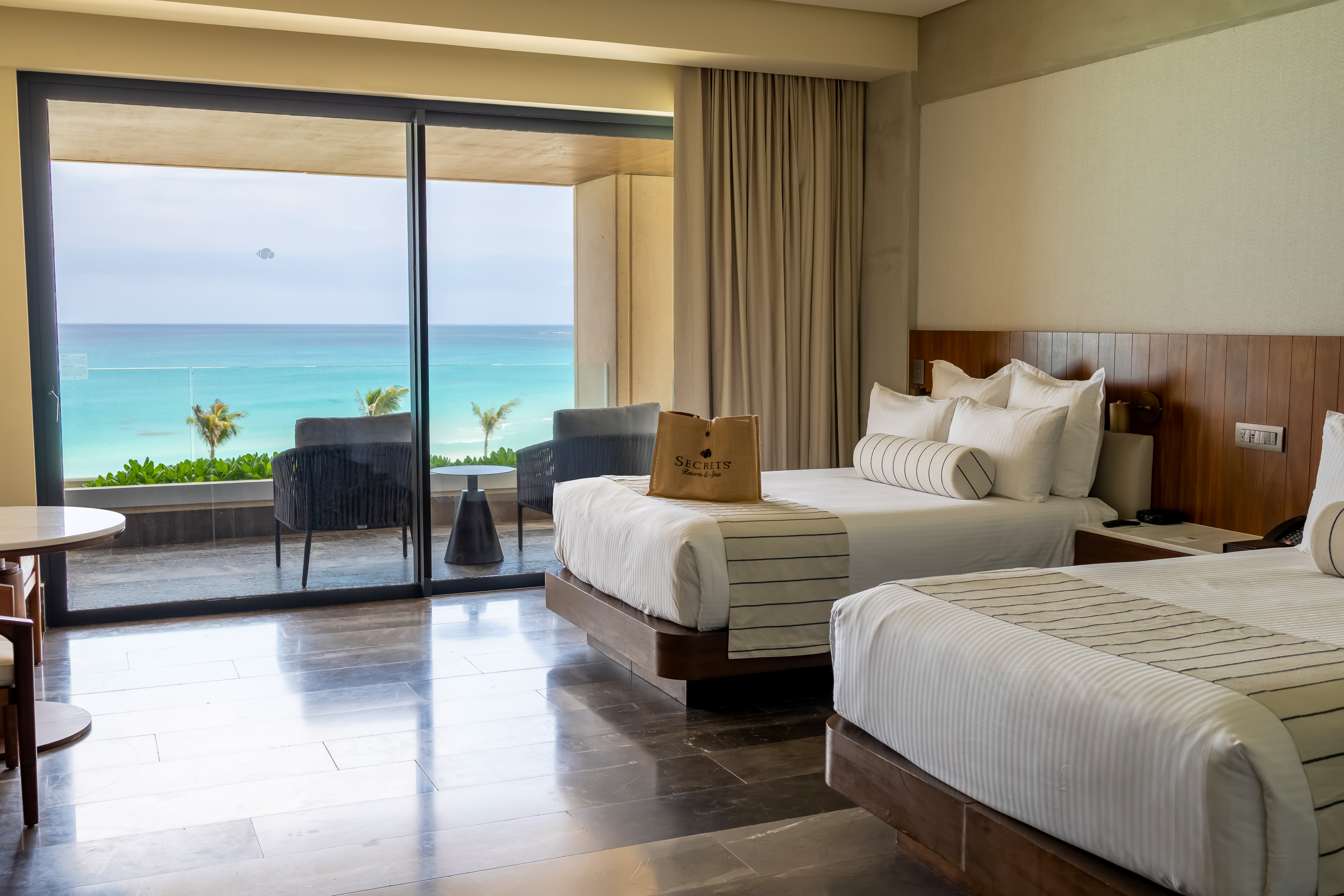 Preferred Club, Junior Suite, Double Bed, Ocean Front