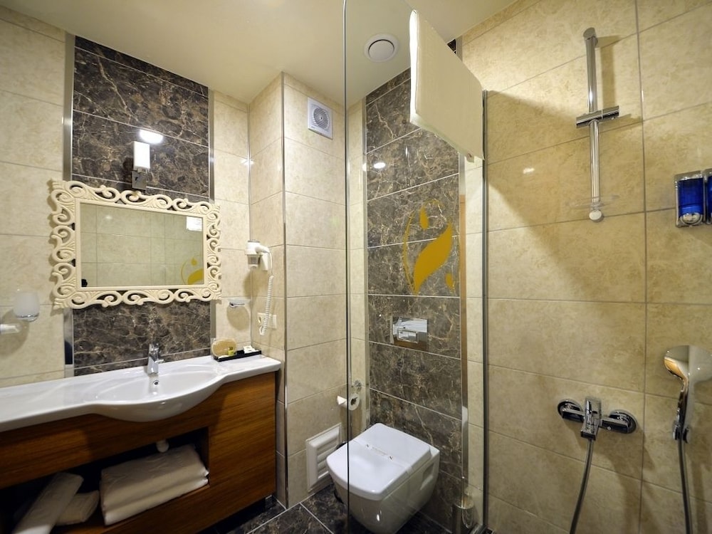 Sertac Hotel 29/30