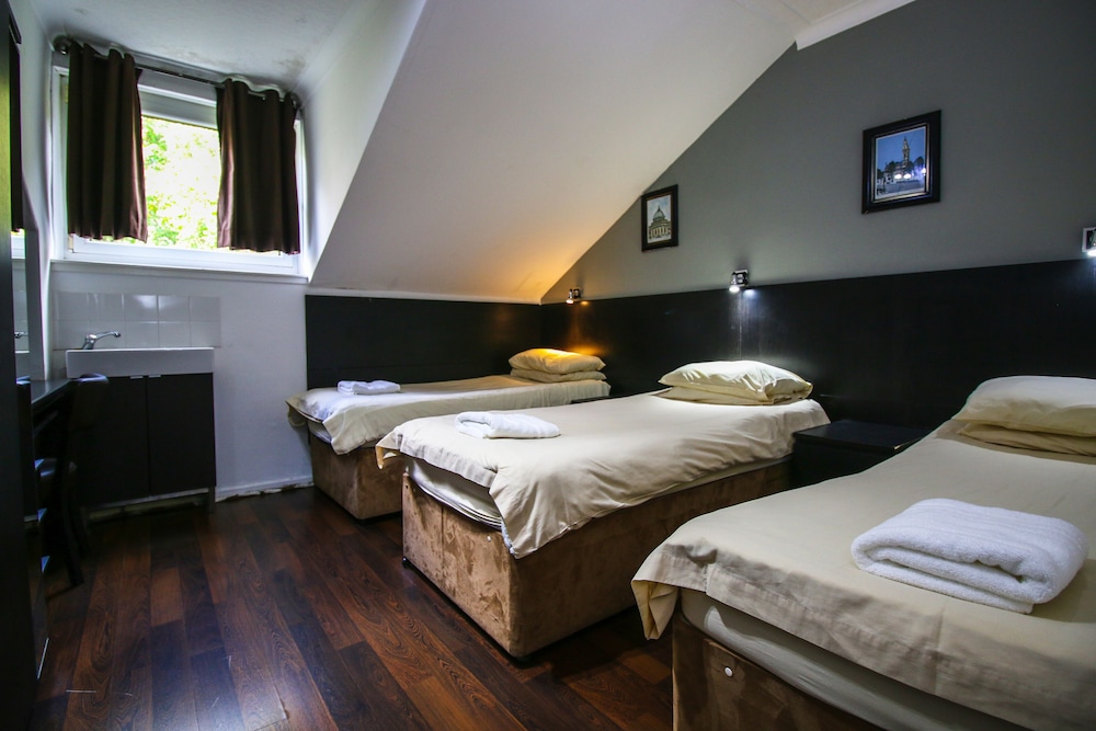 Charing Cross Guest House 35/62