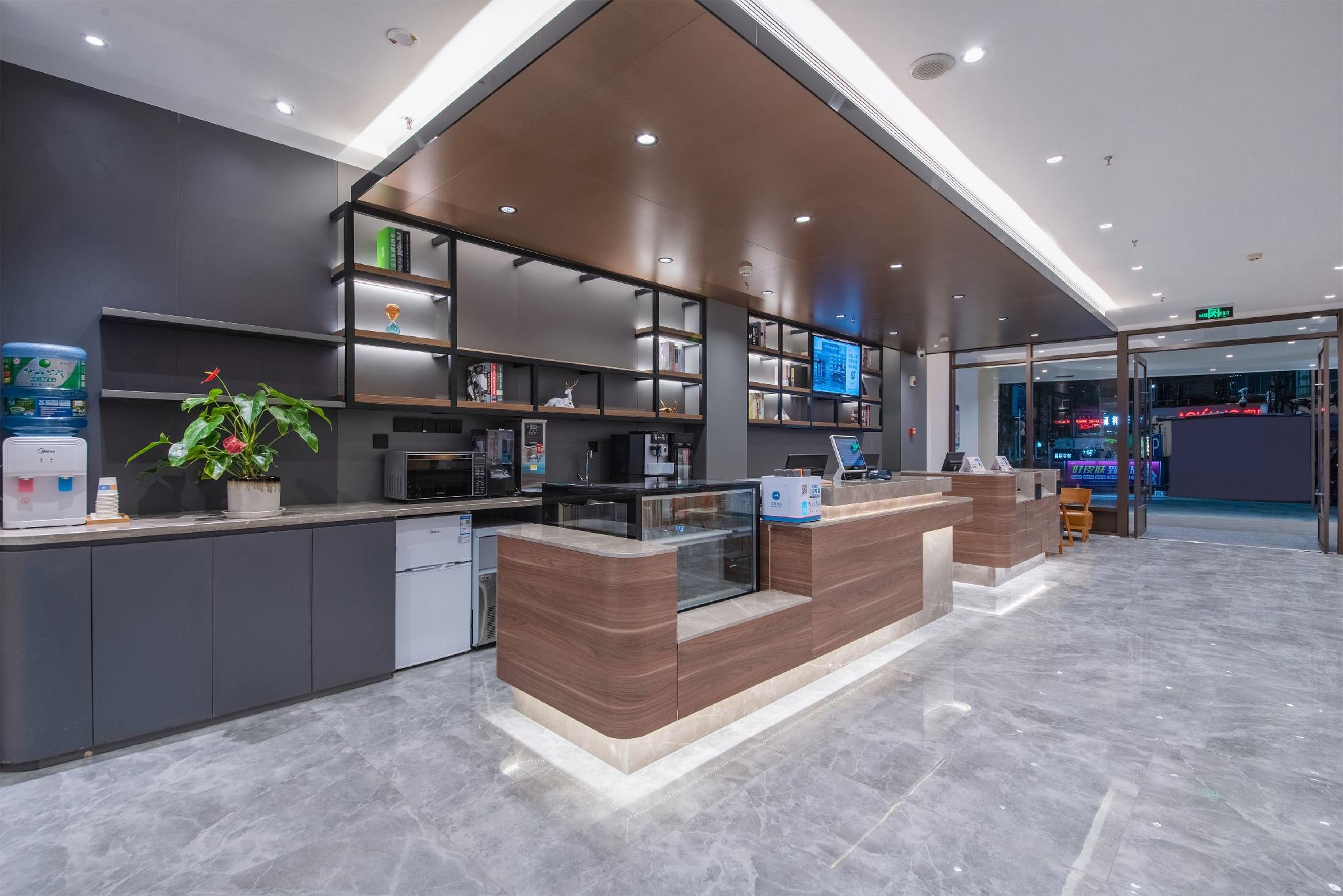 Hanting Hotel Kunming Stadium Metro Station 12/44