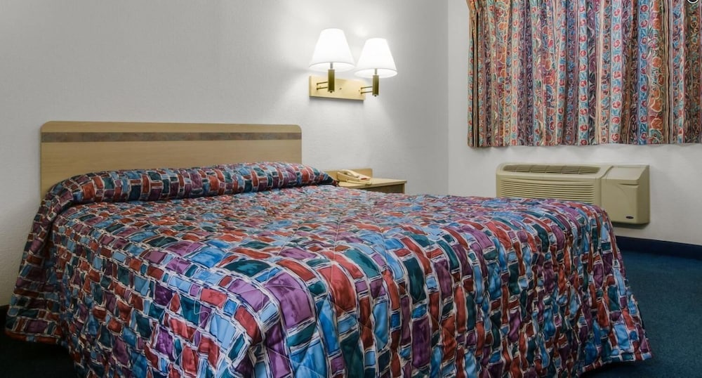 Motel6 Lebec, CA 24/44