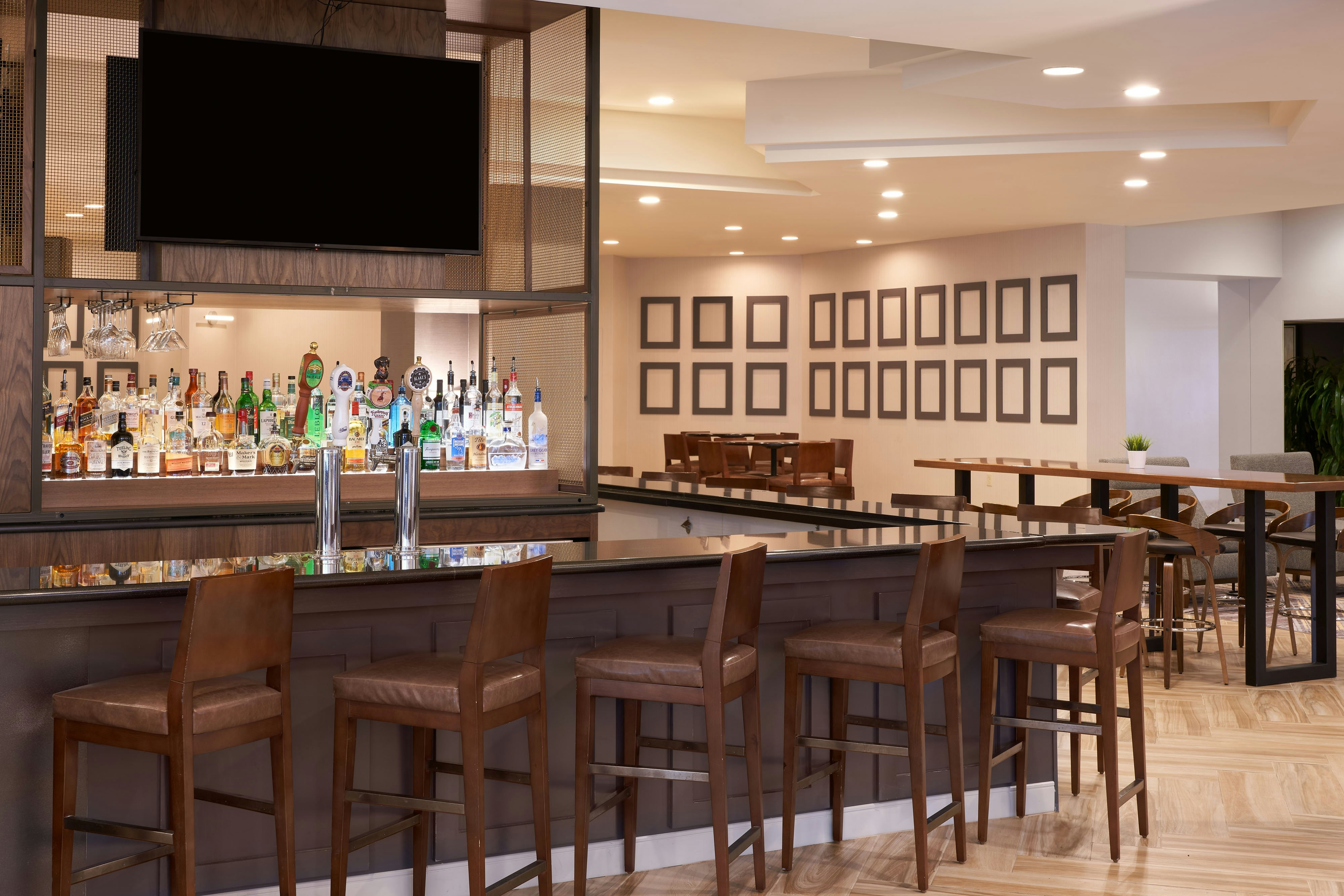 Sheraton Detroit Novi Hotel 8/24