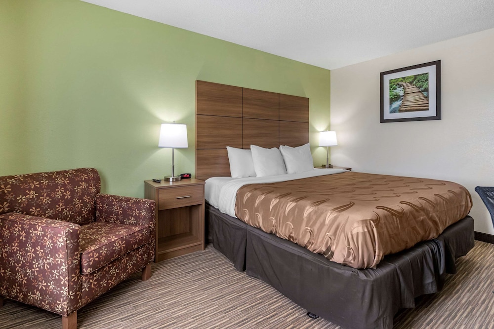 Quality Inn 19/36