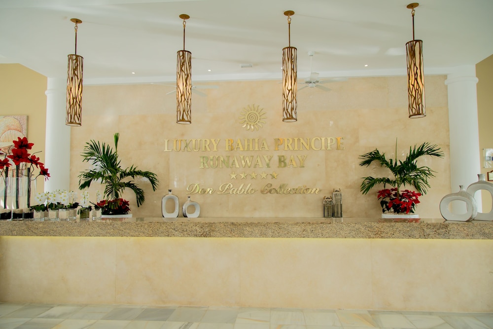 Bahia Principe Escape Runaway Bay 13/70
