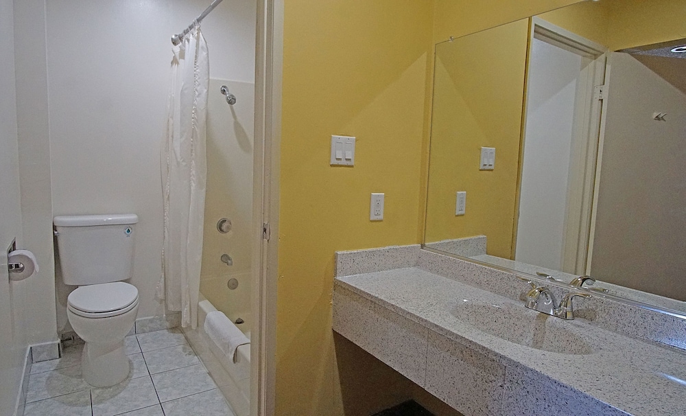 Los Angeles Inn & Suites - Lax 53/58