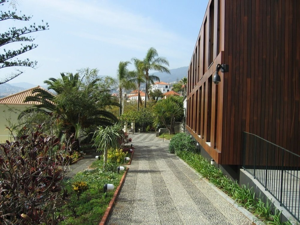 Arts in Hotel Conde Carvalhal 65/68