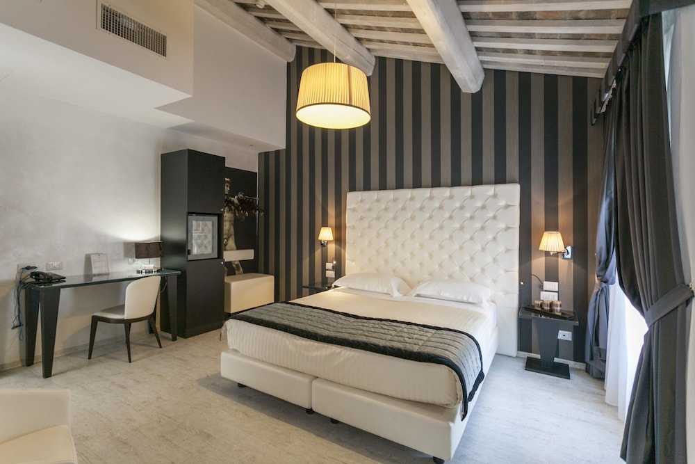 Hotel Nazionale 18/58