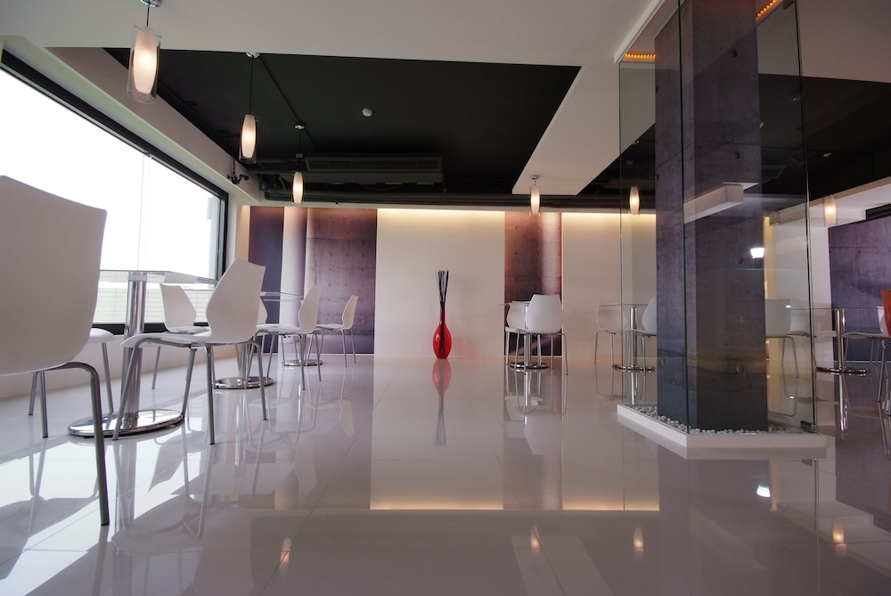 Hotel Purity 40/49