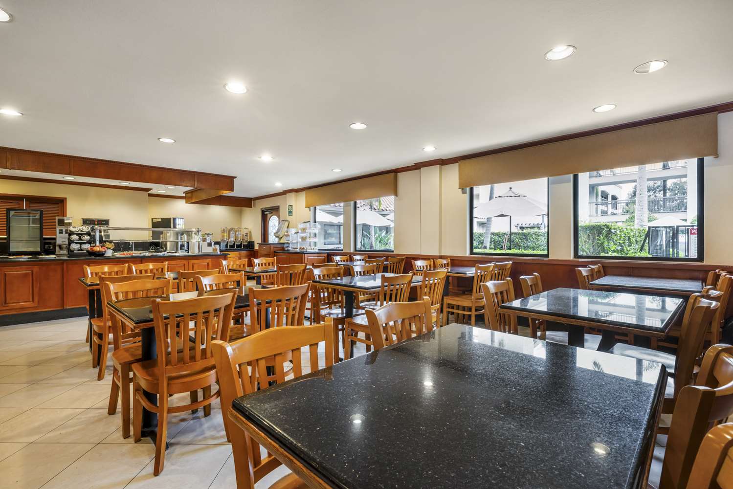 Best Western Plus Orange County Airport North 10/19