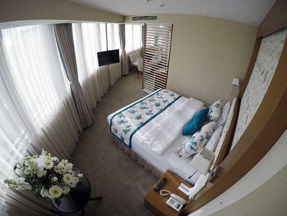Yol Is Holiday Adana 23/37