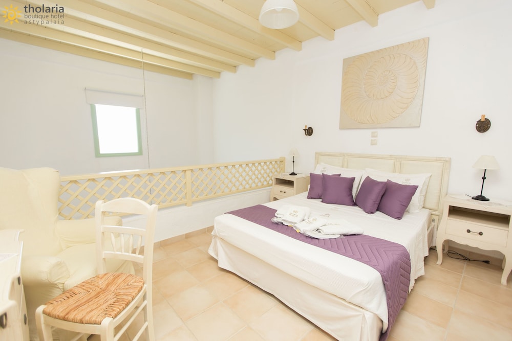 Tholaria Boutique Hotel 14/50
