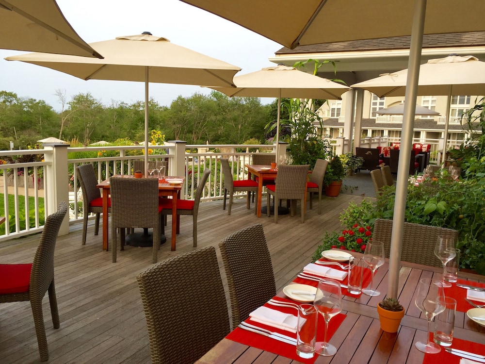 Inn By The Sea 44/66