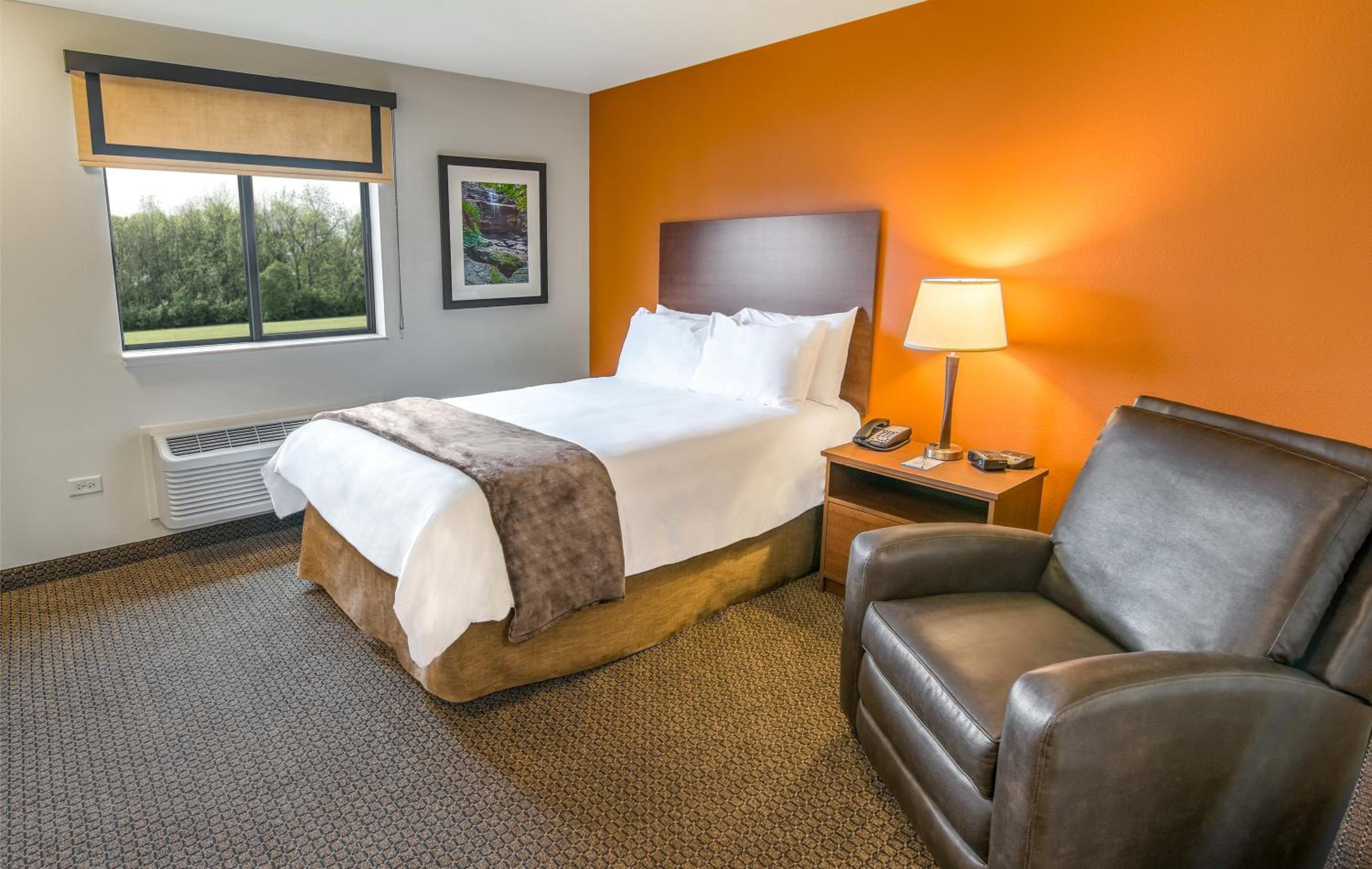 غرفة قياسية بسرير كينج، My Place Hotel Brookings 7/10