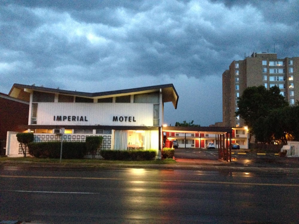 Imperial Motel 5/32