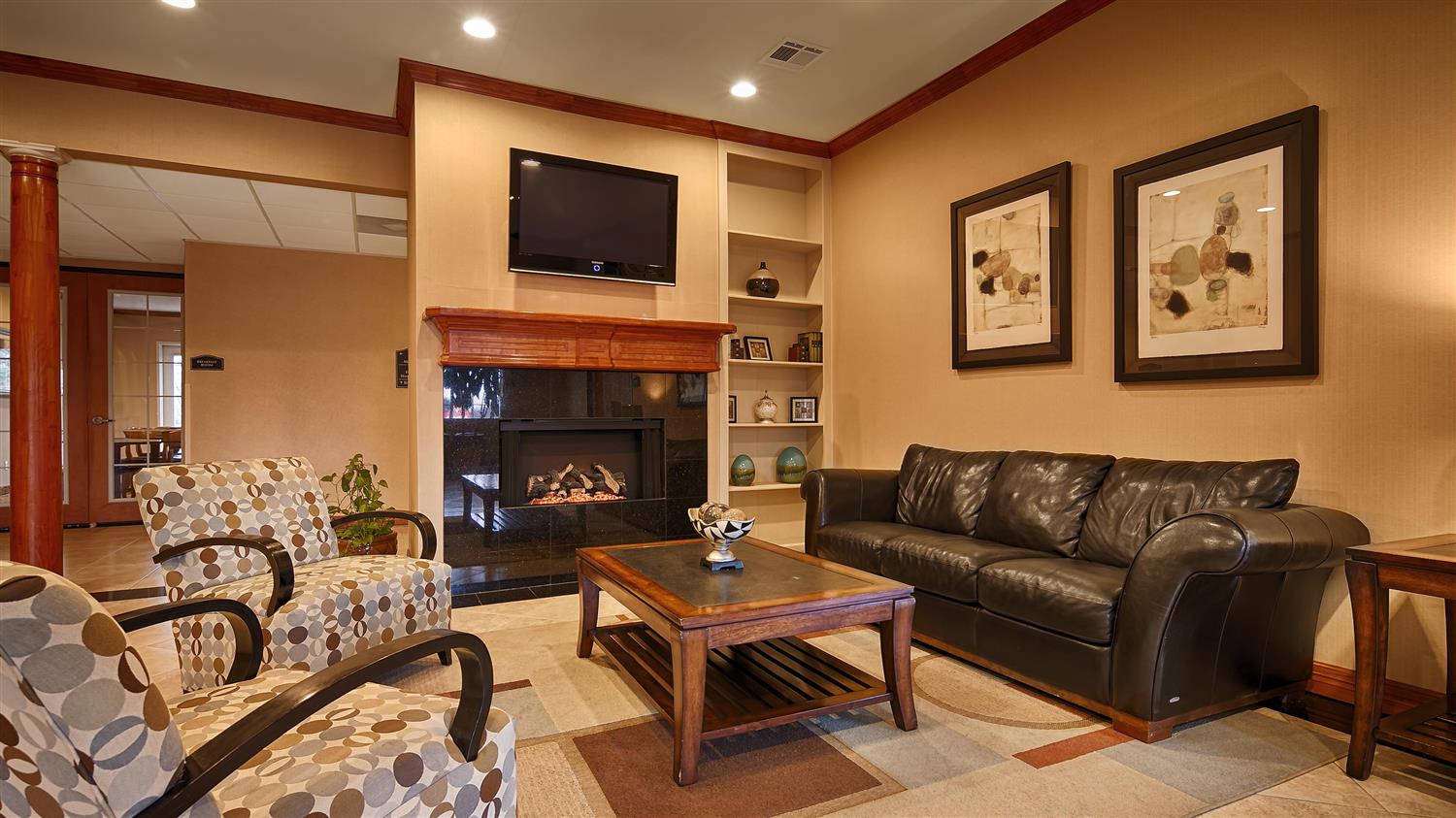 Best Western Cleveland Inn & Suites 8/17
