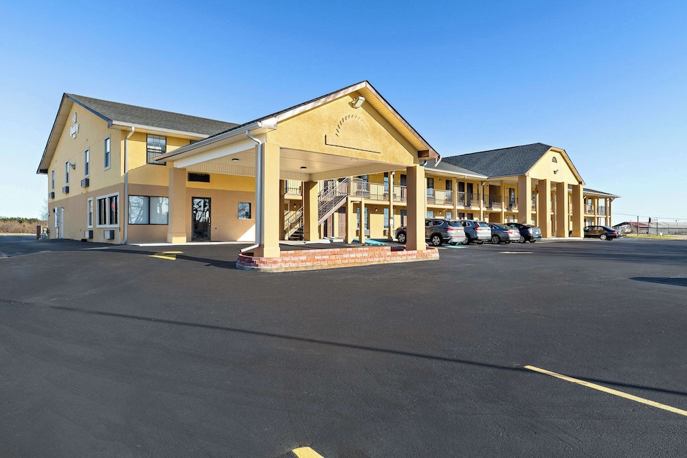 Quality Inn Monroe, GA thumb 4