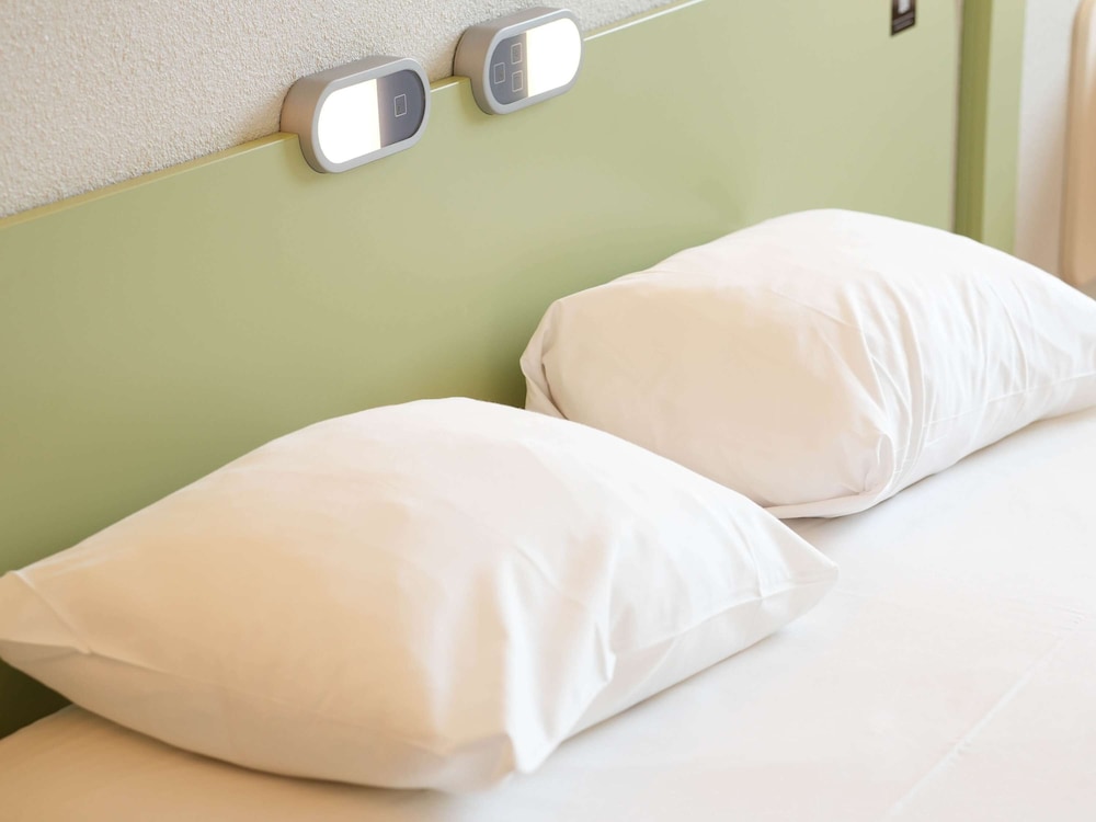 Ibis Budget Caen Porte De Bretagne 23/46