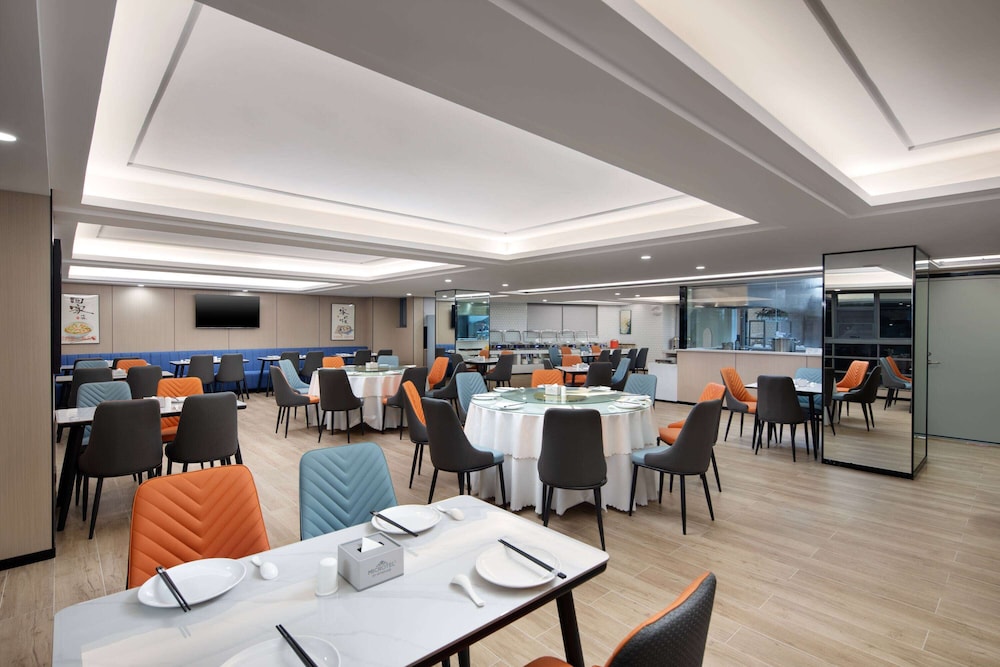 Microtel by Wyndham Kunming Guandu 22/27
