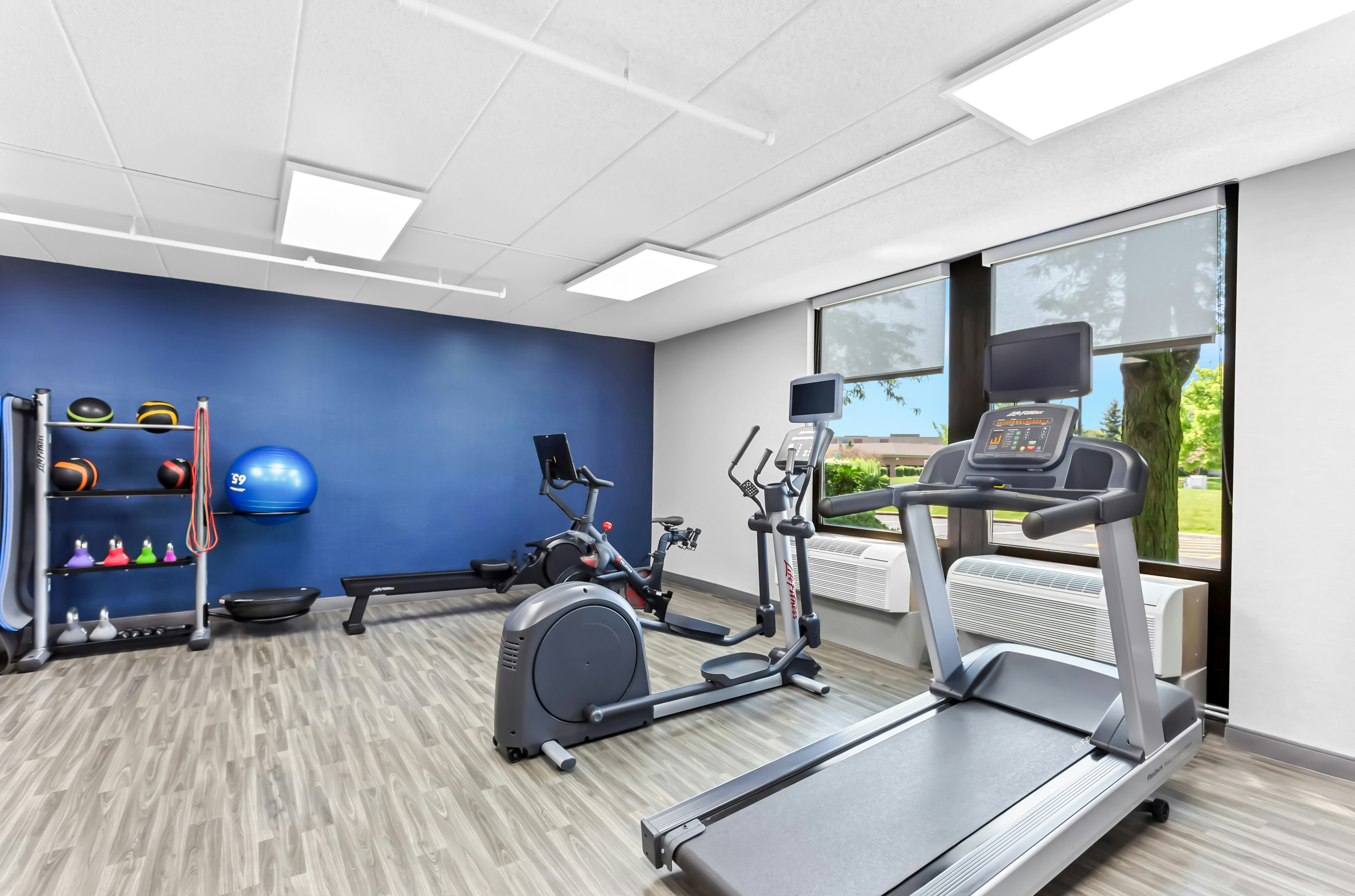 Hampton Inn Naperville 22/52