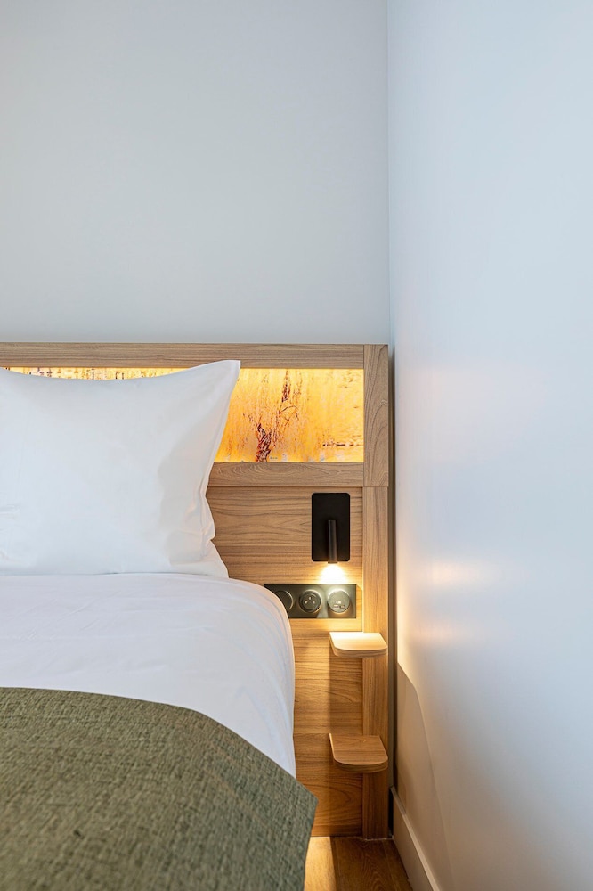 Dantan Hotel 30/46