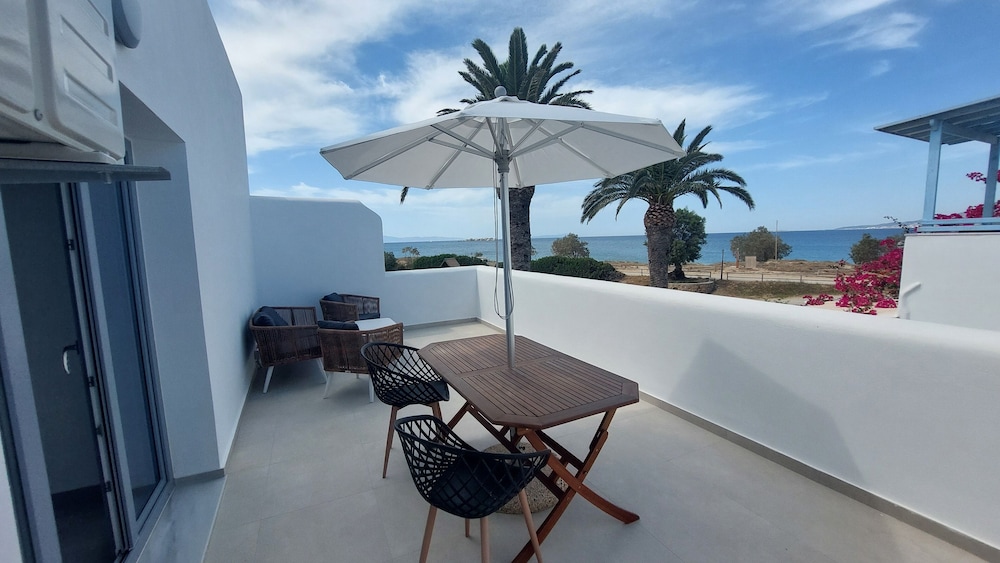 Stella Naxos Island 41/50
