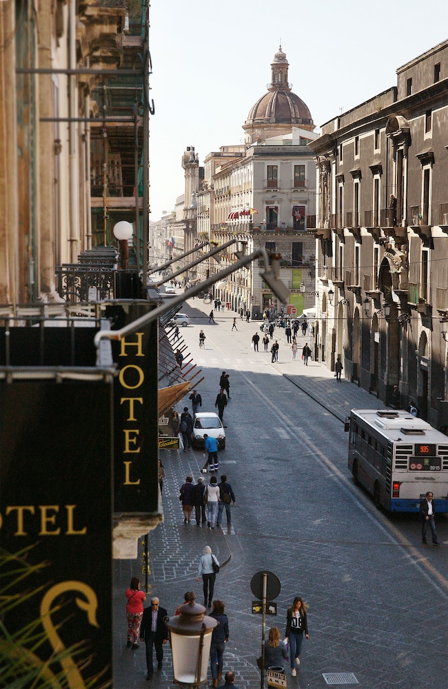 Hotel Sofia 32/38
