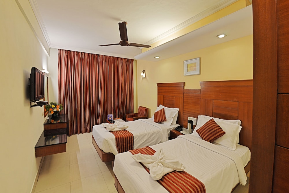 Deluxe, Twin Beds