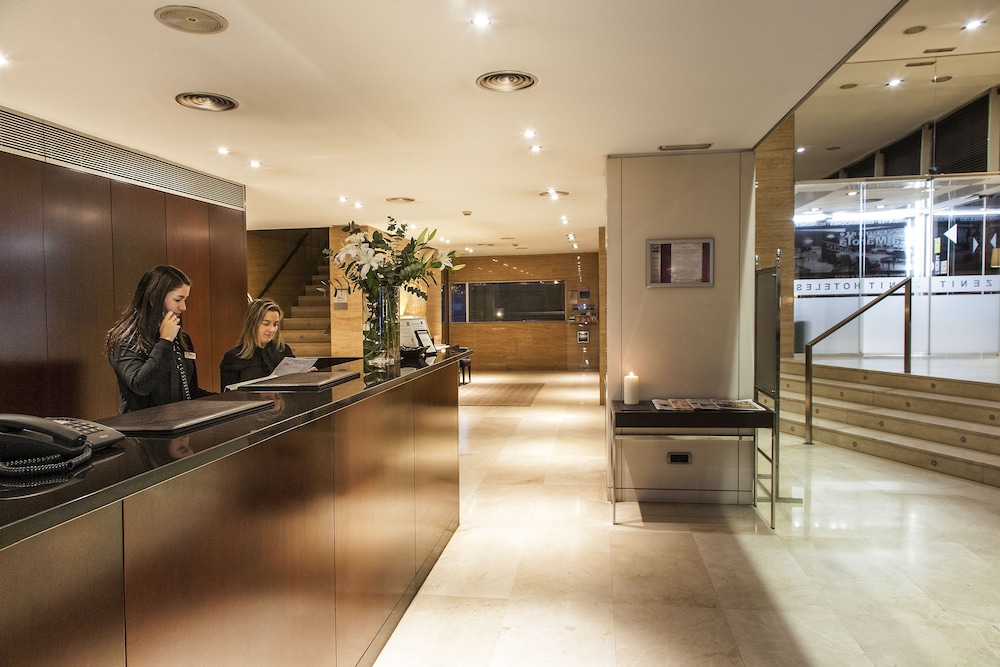 Hotel Zenit Coruna 27/66