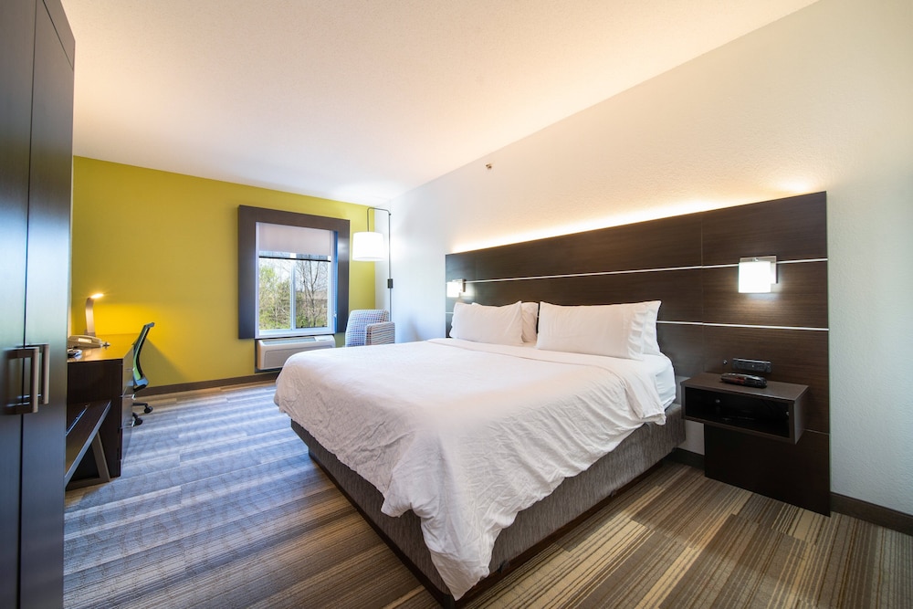 Holiday Inn Express Hotel Suites Bedford 14/53