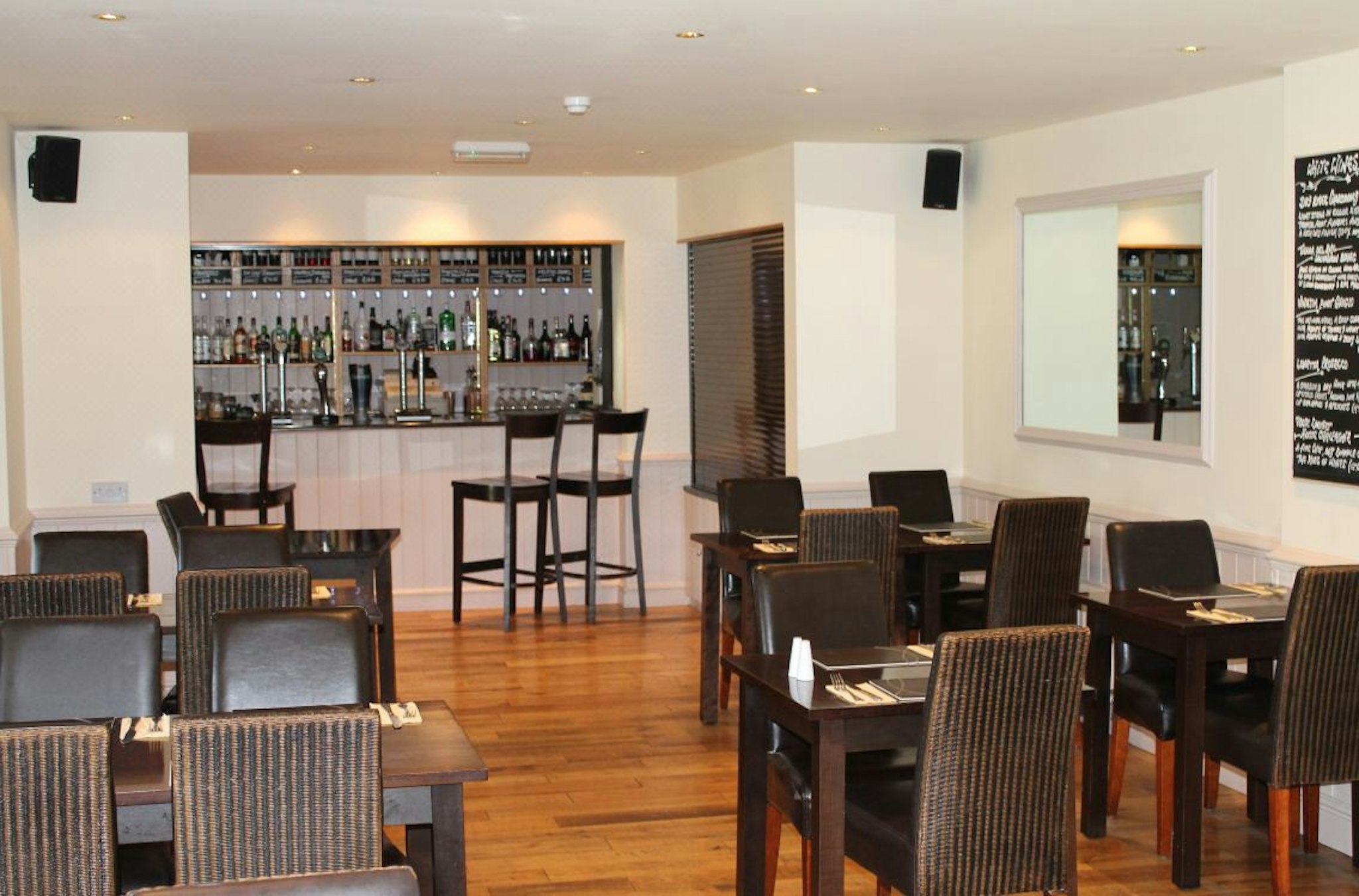 Oak Farm Hotel 30/40