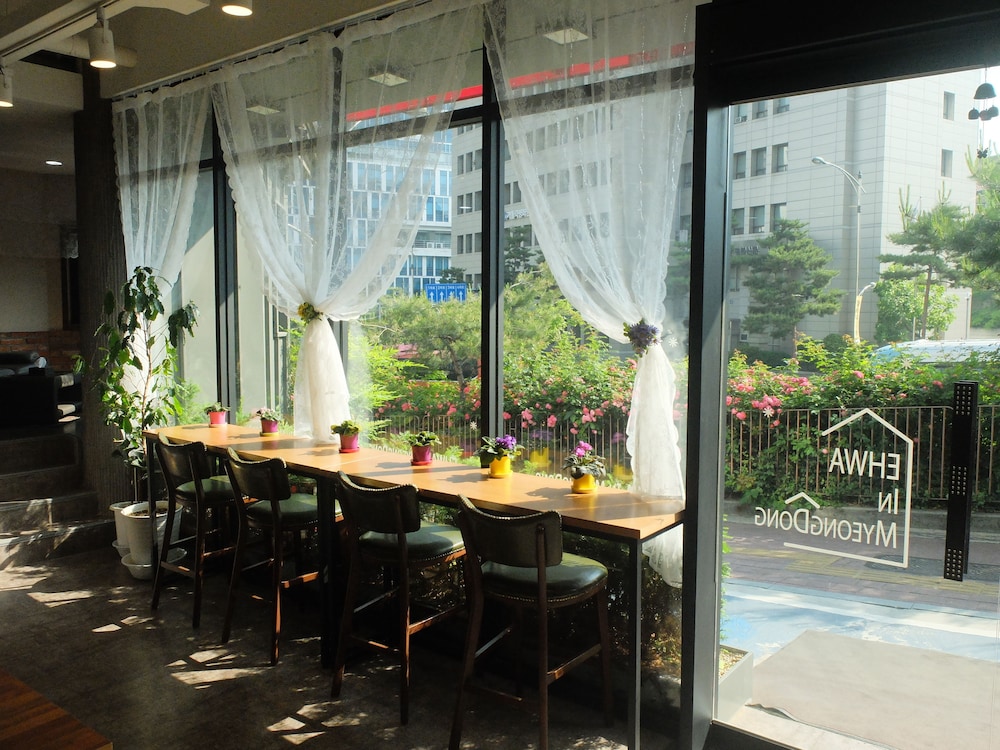EHWA HOTEL MYEONGDONG 29/69
