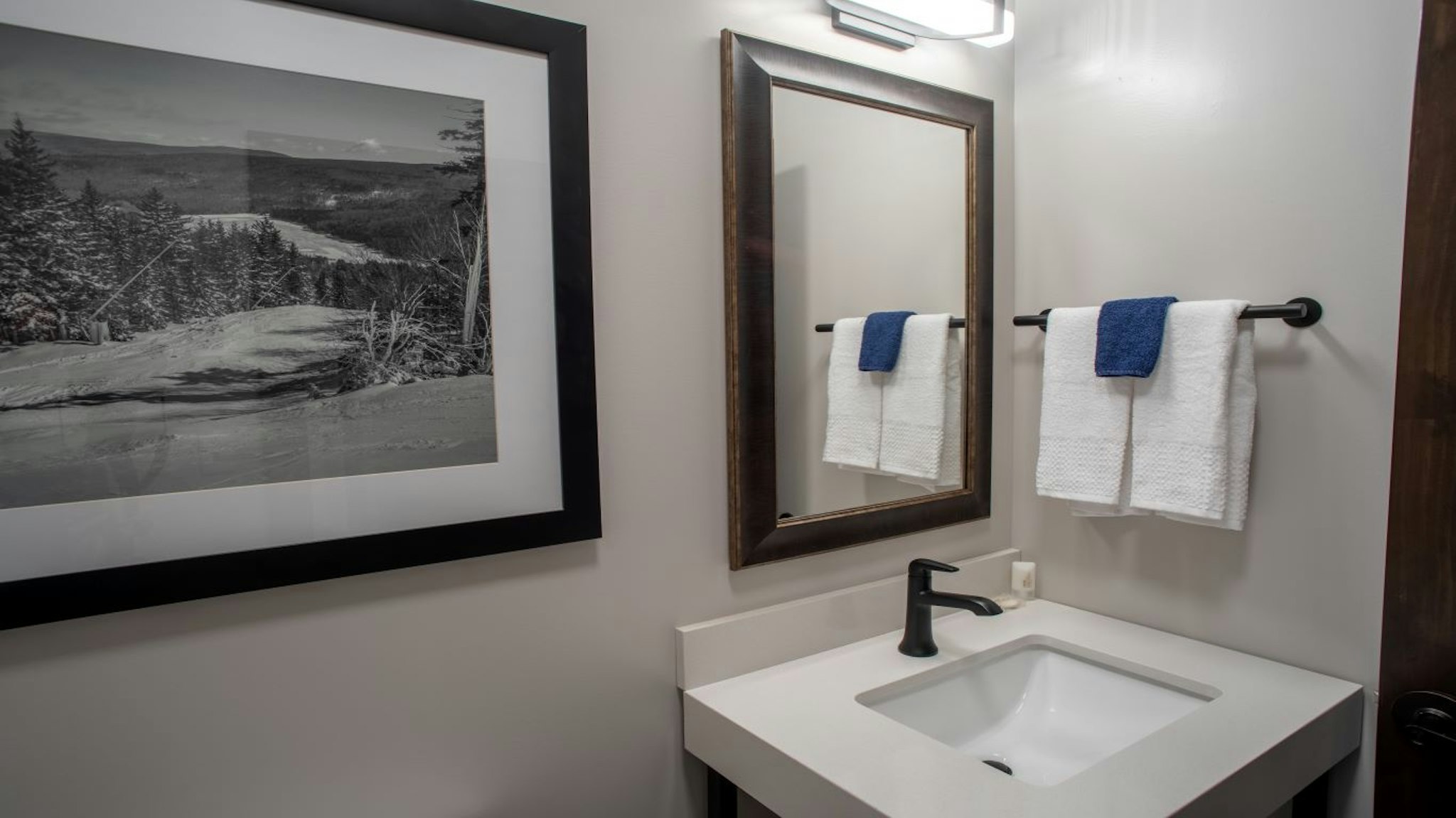 Lodge, Studio, 2 Queen Beds, Sunset View، Corduroy Inn and Lodge, Trademark Collection by Wyndham 2/2