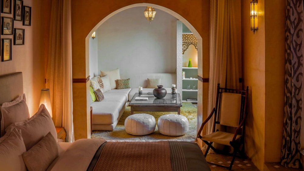 Karawan Riad 18/45