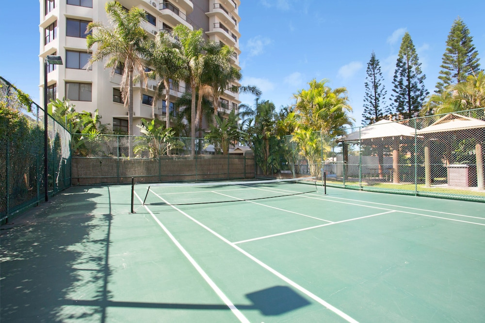 Voyager Resort 22/44