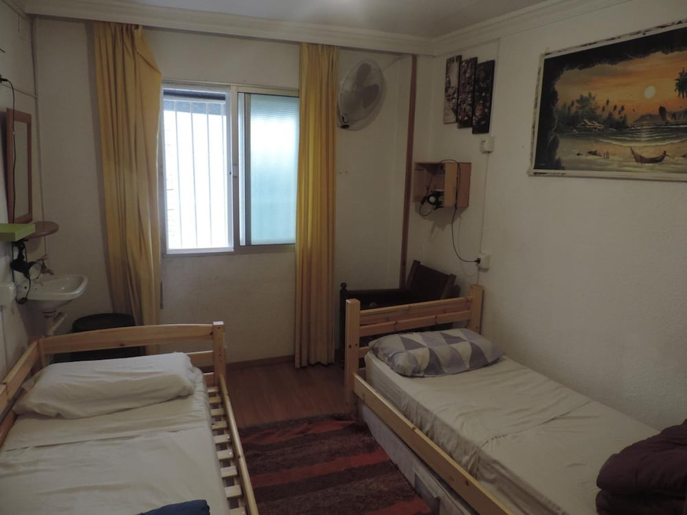 Hostal El Cascabel 45/75