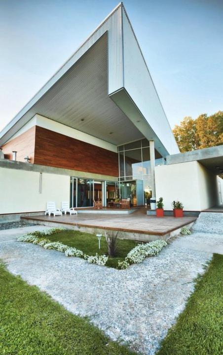 HERRADURA HOTEL SUITES 46/50