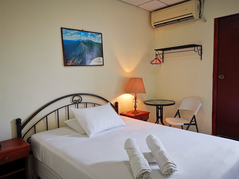 Armonía Hostal 20/55