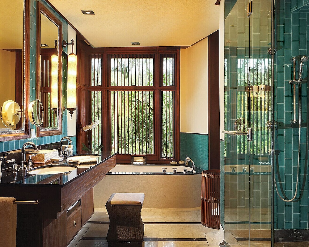 جناح عائلي بسرير كينج مع سرير سحّاب إضافي، Four Seasons Resort Bali at Sayan 5/5