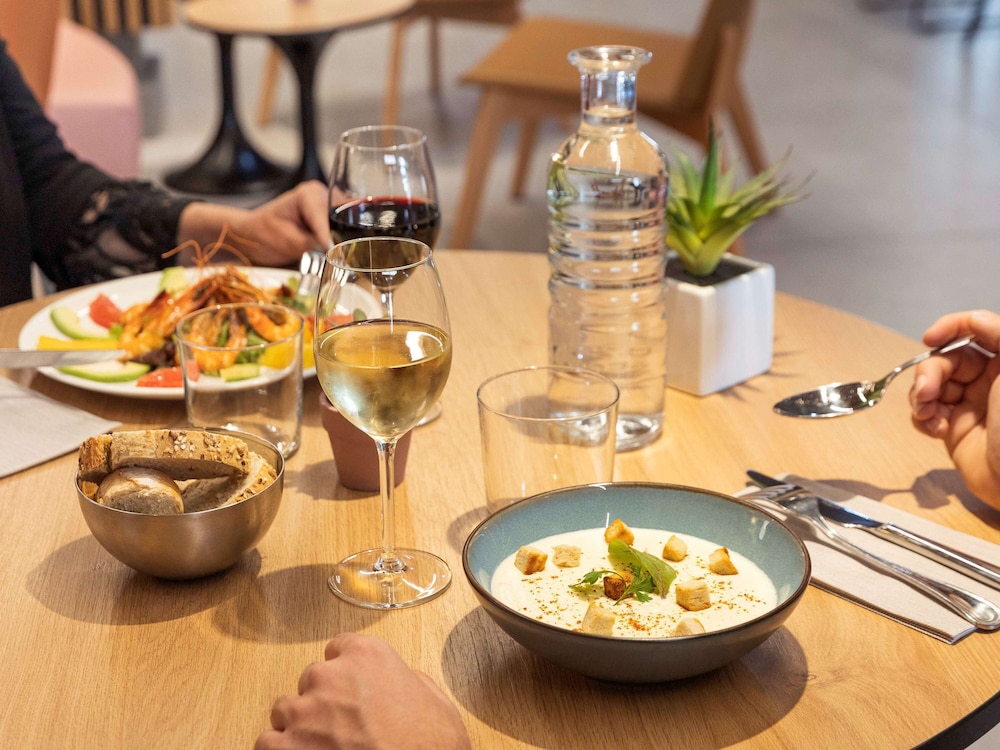 Novotel Bordeaux Centre Gare Saint Jean 38/59